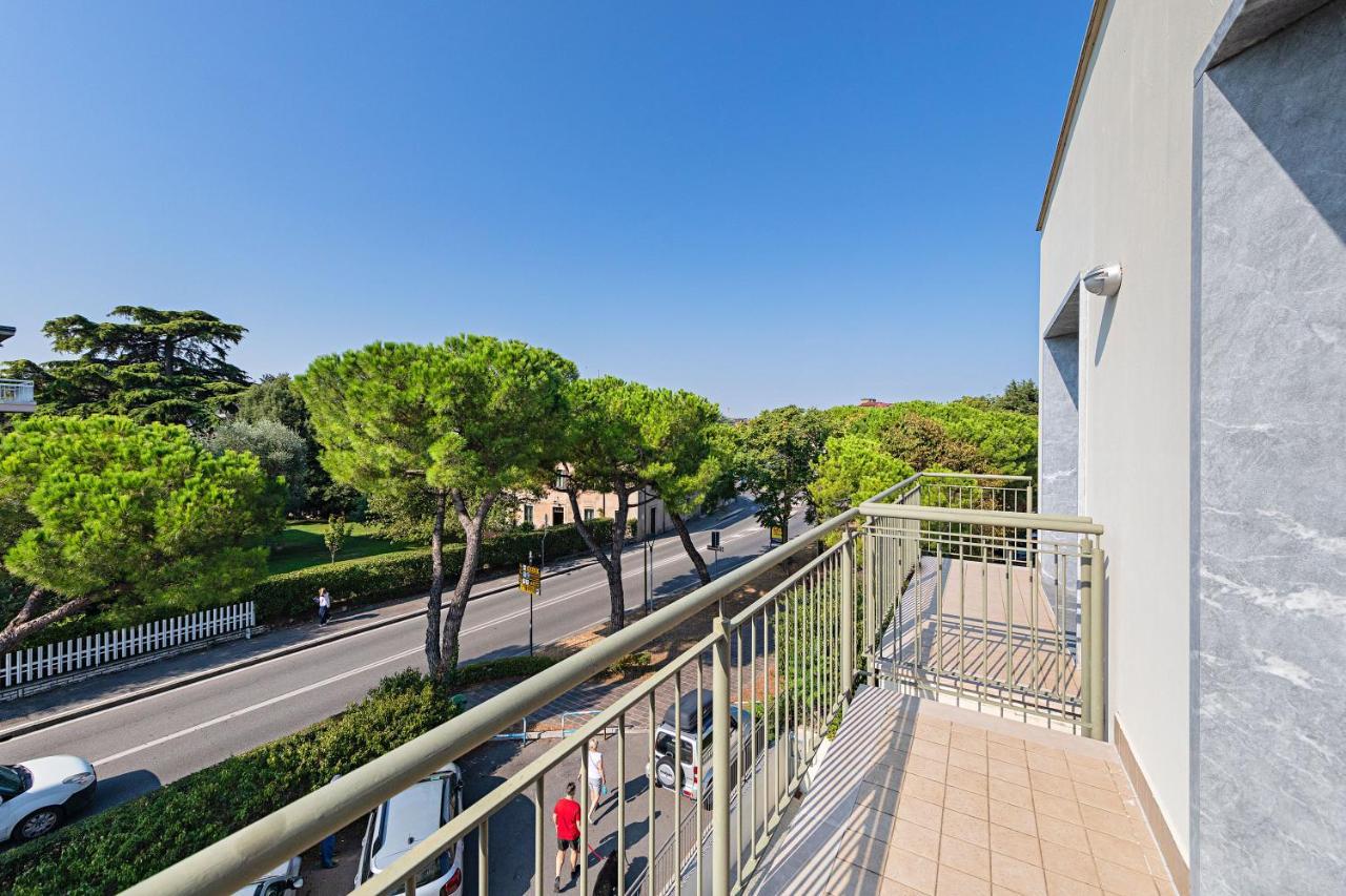 Residenza Miralago By Wonderful Italy Desenzano del Garda Exterior foto